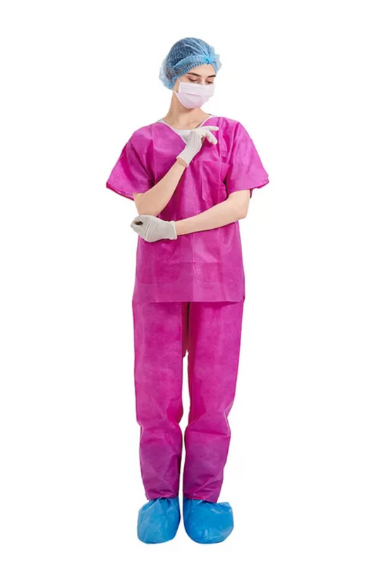 Costum pijama din netesut SMMS 45 g/mp antistatic roz